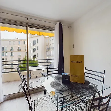 Valentina 16/18 Rue Rouaze Apartman Cannes