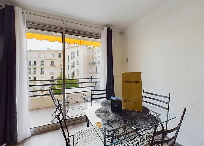 Valentina 16/18 Rue Rouaze Apartman Cannes