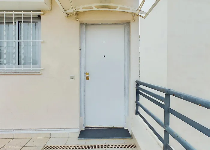 Valentina 16/18 Rue Rouaze * Cannes