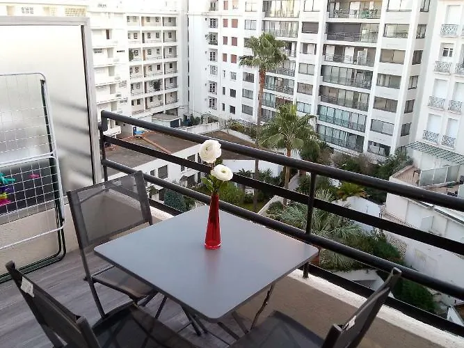 Valentina 16/18 Rue Rouaze Apartman